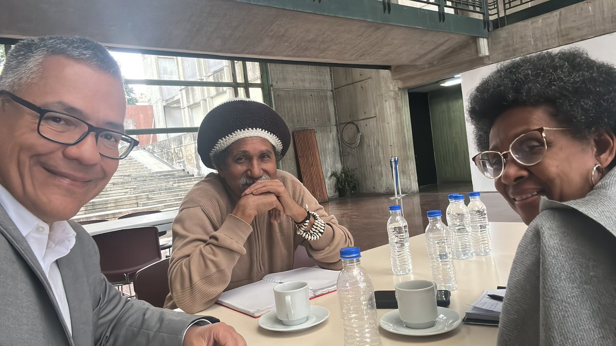 VillegasPoljak's tweet photo. Montando cumbe con Casimira y Chucho, cimarrones de San José de Barlovento y Curiepe, respectivamente. 
 
#23Feb
#Venezuela https://t.co/C8dk4aqvoM