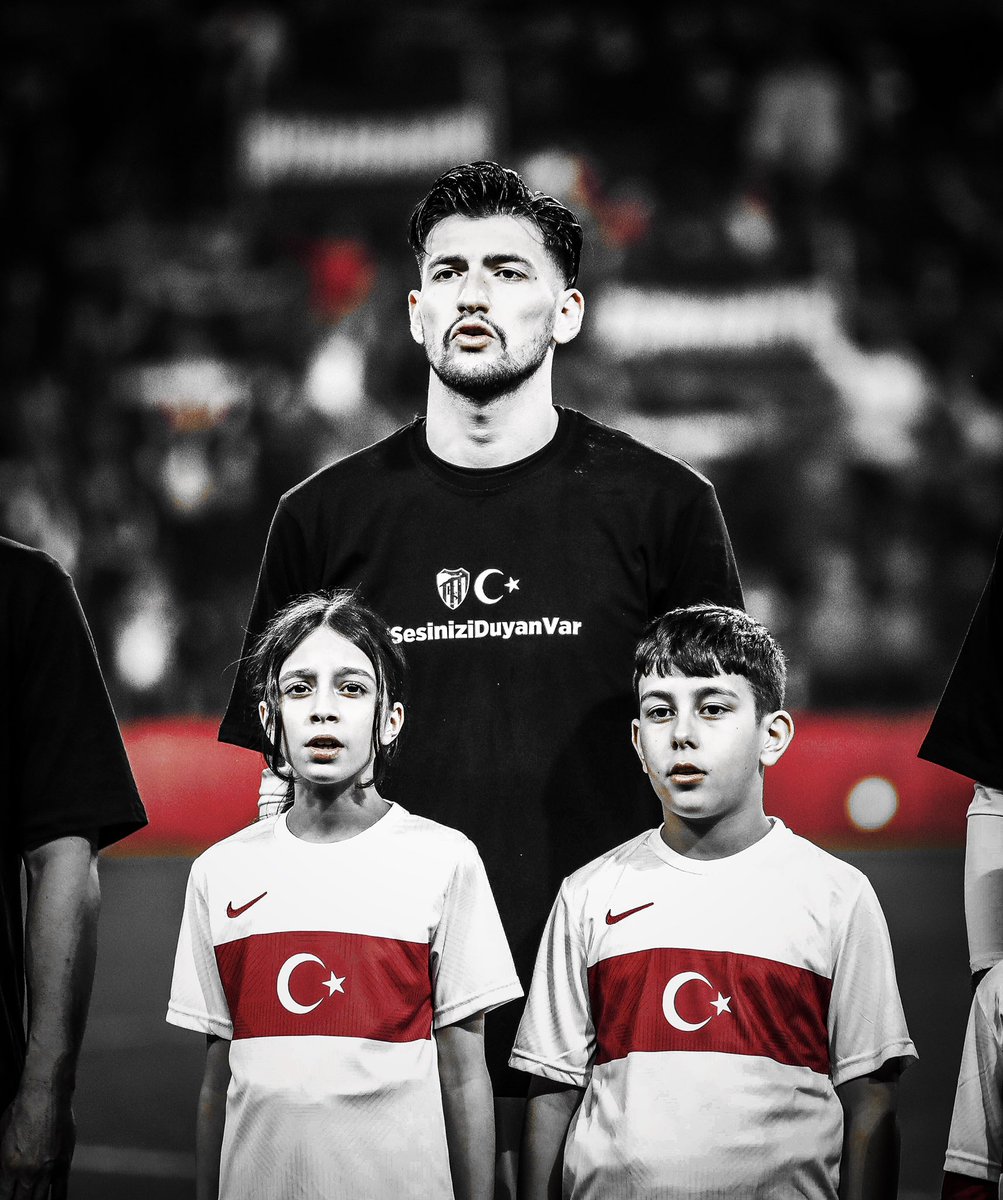 Allah vatanımıza milletimize bir daha böyle acılar yaşatmasın.Bu zor zamanlarda tek yürek olup, acılarımızı birlikte paylaşıp, yaralarımızı birlikte saracağız İnşaallah. #SesiniziDuyanVar 🇹🇷