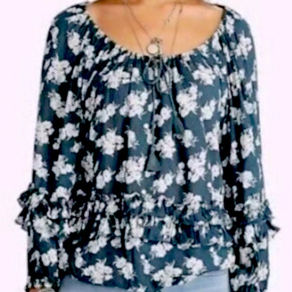 So good I had to share! Check out all the items I'm loving on <a href="/Poshmarkapp/">Poshmark</a> #poshmark #fashion #style #shopmycloset #lclaurenconrad #shein #denimsupplyralphlauren: posh.mk/yGsZNhS8Exb