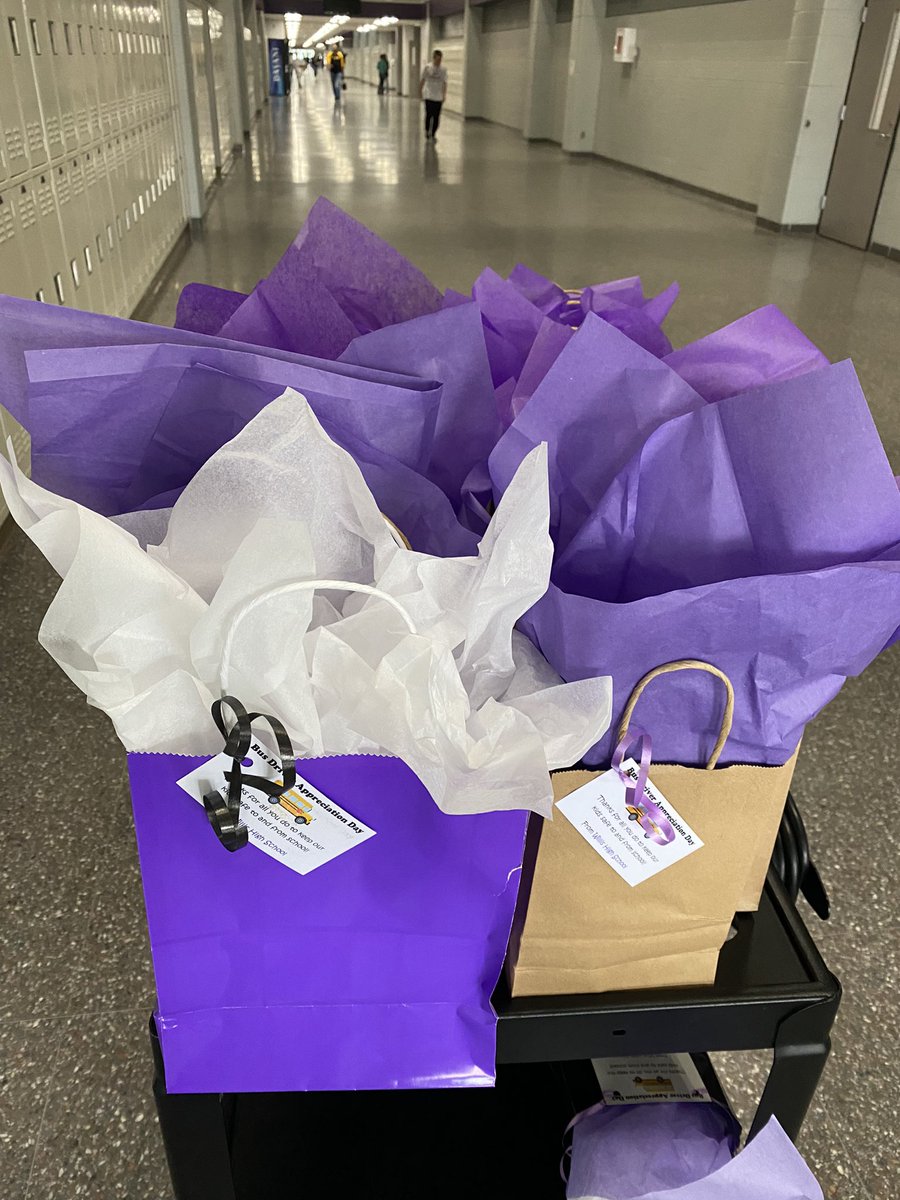 Showered our bus drivers with some treats! <a href="/WillisSchools/">Willis ISD</a> <a href="/Willis_HS_TX/">Willis High School</a>