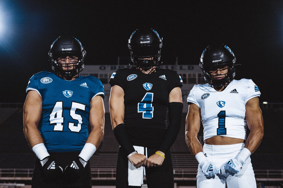 KeevanCooper's tweet photo. After speaking with coach @CoachBignell I’m blessed to receive an offer from @EIU_FB @khartsfield2 @TNSelect7V7 https://t.co/5uDc1yHnkK