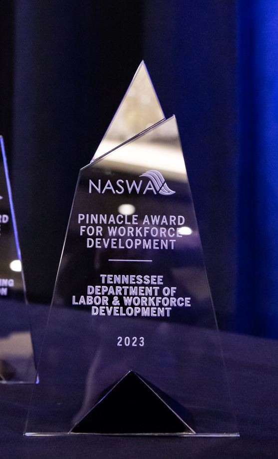 Tennessee receives national recognition for a groundbreaking workforce development program. <a href="/NASWAORG/">NASWA</a> chose Project REAP as the best in the nation. The program will put special tablets in all county jails so inmates can take Adult Ed classes.
READ MORE: tinyurl.com/42dh2k3y