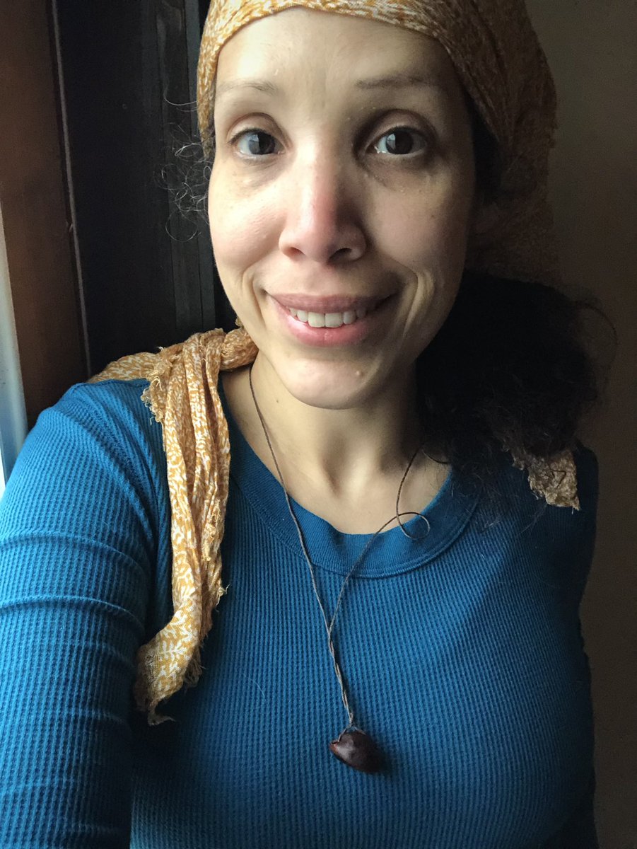 TarotStuff's tweet image. Hi Thursday.

✨❤️✨

#WithLovefromaBronxGirl #Thursday #InNY #NY #HappyThursday