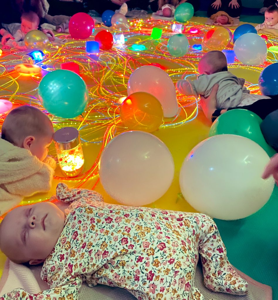 SallyHoyle26's tweet photo. When you take Mollie to a baby sensory class and she sleeps the whole way through 🙈💕 https://t.co/PxKogLcsdD
