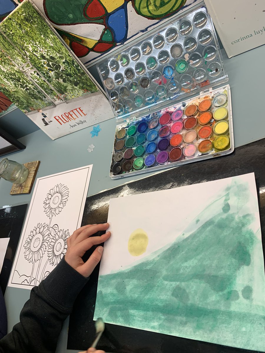 HomeQuestDelta's tweet photo. When the frigid wind drives outdoor education indoors, we enjoy some art time in the secret garden 🥶 #itscoldoutside #february #happykids #teacherlife #beautifulbc #boundarybay https://t.co/jY7cWhH9bW
