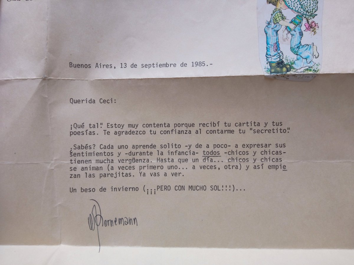 cecicalos's tweet photo. Revisando cajas, encontre cartas que recibí de la escritora Elsa Bornemann, de la que yo era absolutamente fan. Un día visito mi escuela y me dejó sus datos para que le escribiera❣️. Y parece que le pedí consejos de amor😉👇 https://t.co/csBEgGNAOj