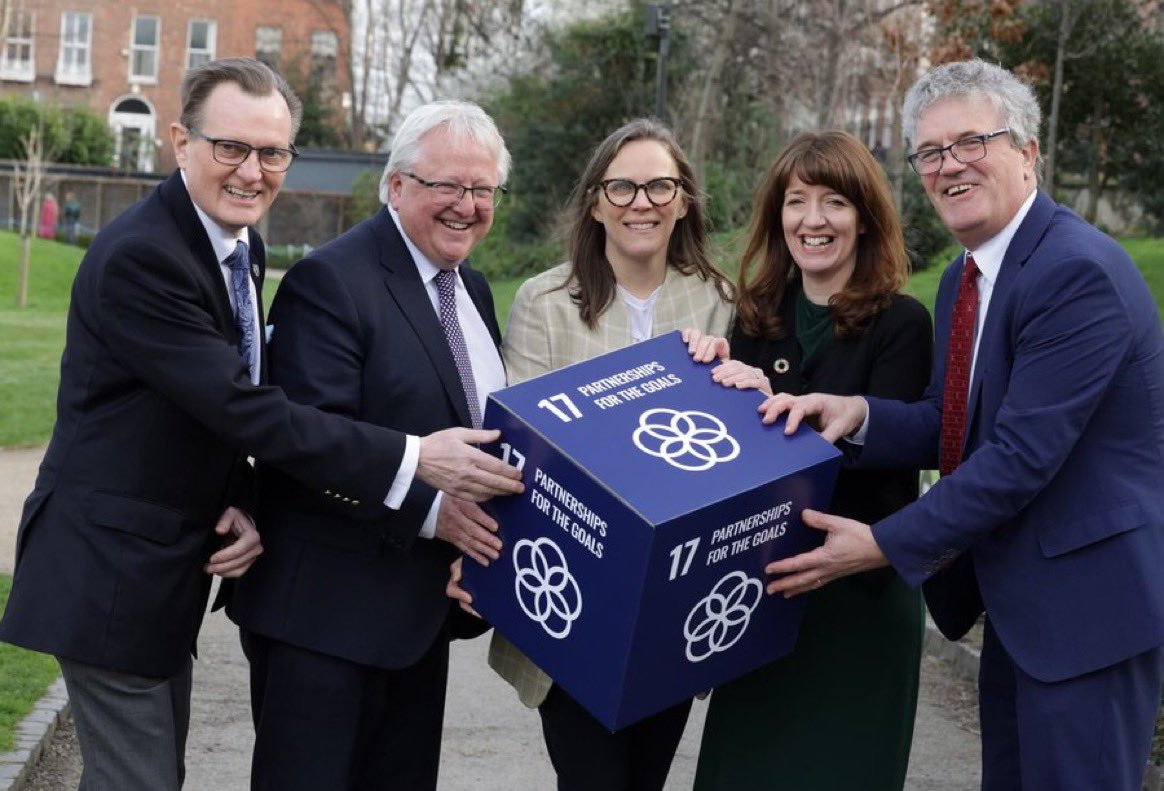 Michael Alcorn tweet media