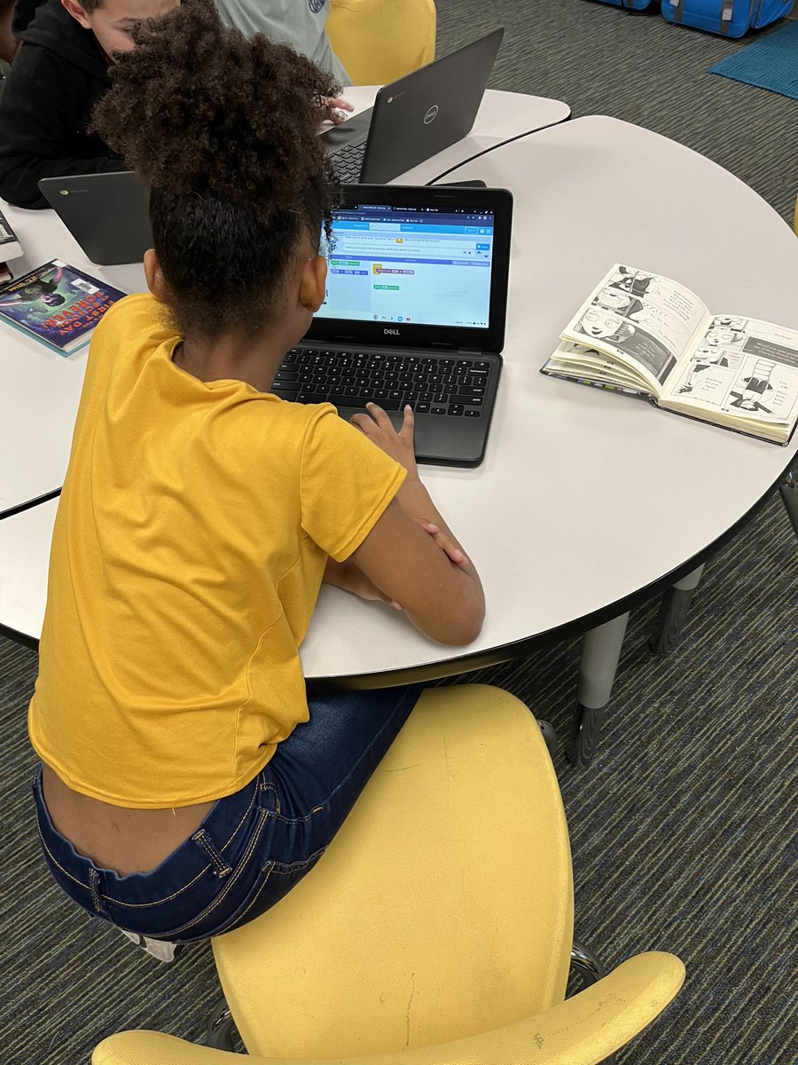 Lots of fun at #BISDDigitalLearningDay!!! <a href="/Ross_BISD/">Ross Elementary</a> <a href="/BISD_ITech/">BISD ITech</a> #BISD_DLD #Coding #DestinyDiscover