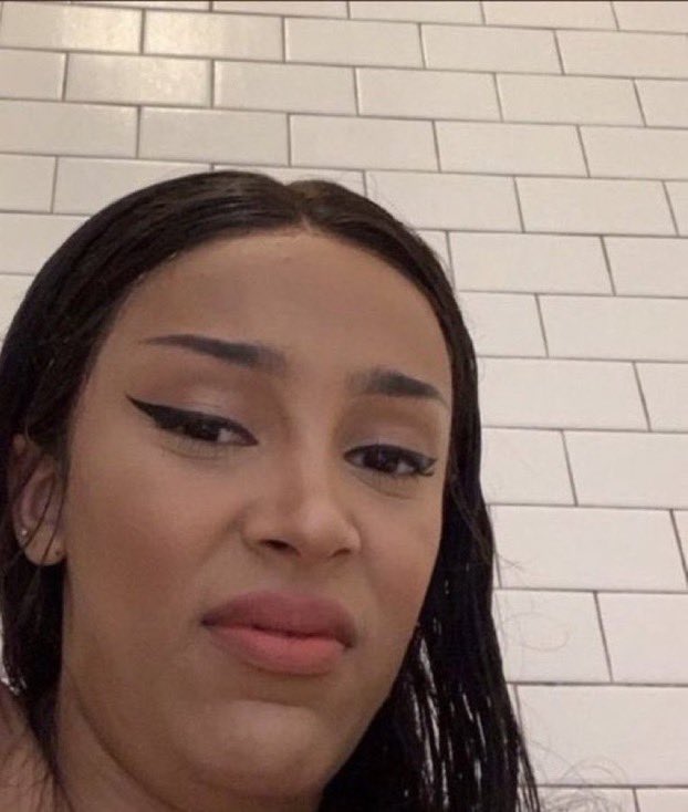 hollandaizee's tweet photo. The way Zara and Tanyel would have put Olivia in her place instead of feeding her victim complex like the rest of the girls #loveisland https://t.co/pfUhyuid4s