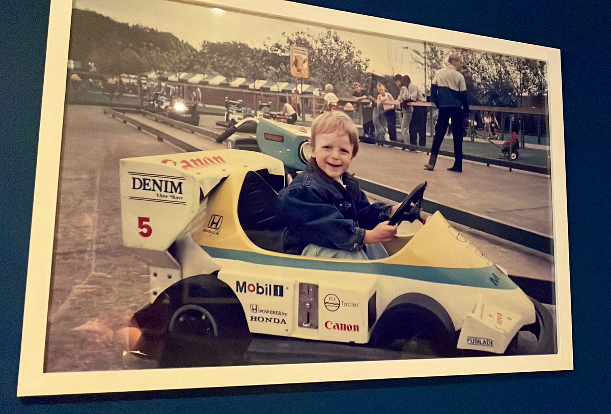 DaveTheChappers's tweet photo. @FormulaK_UK I have this picture on my wall from about 33 years ago, I think in Pleasurewood Hills but I could be wrong… firstly is it one of yours and secondly do you know anything about this car/body and if it still exists somewhere? https://t.co/DGRu3qY1Tr