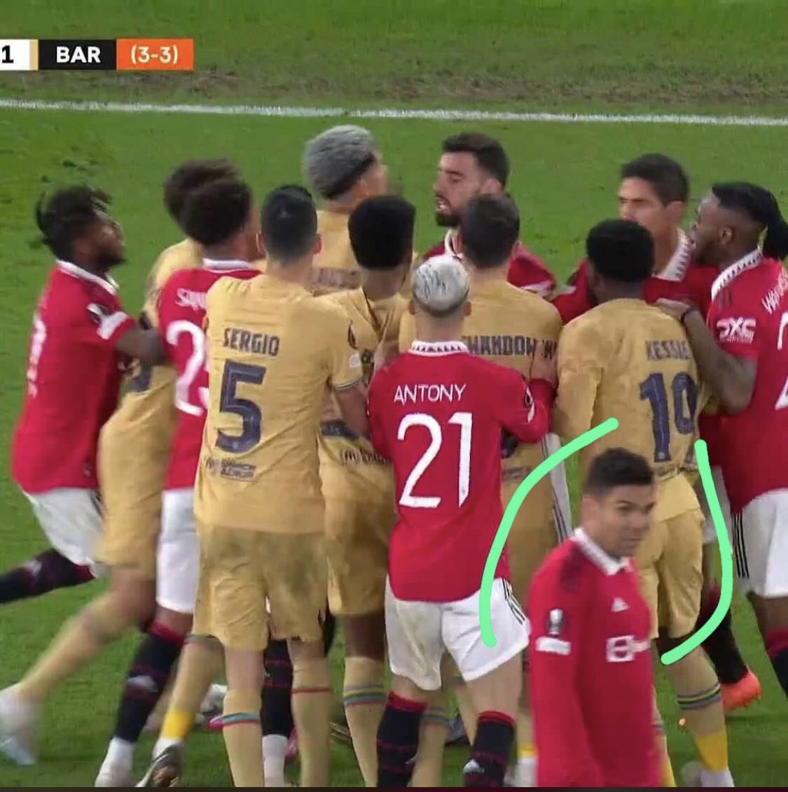 trendzhzmedia's tweet photo. Casemiro was like “nah I’ve seen this movie before” 😂 https://t.co/xAwOjPoVLE