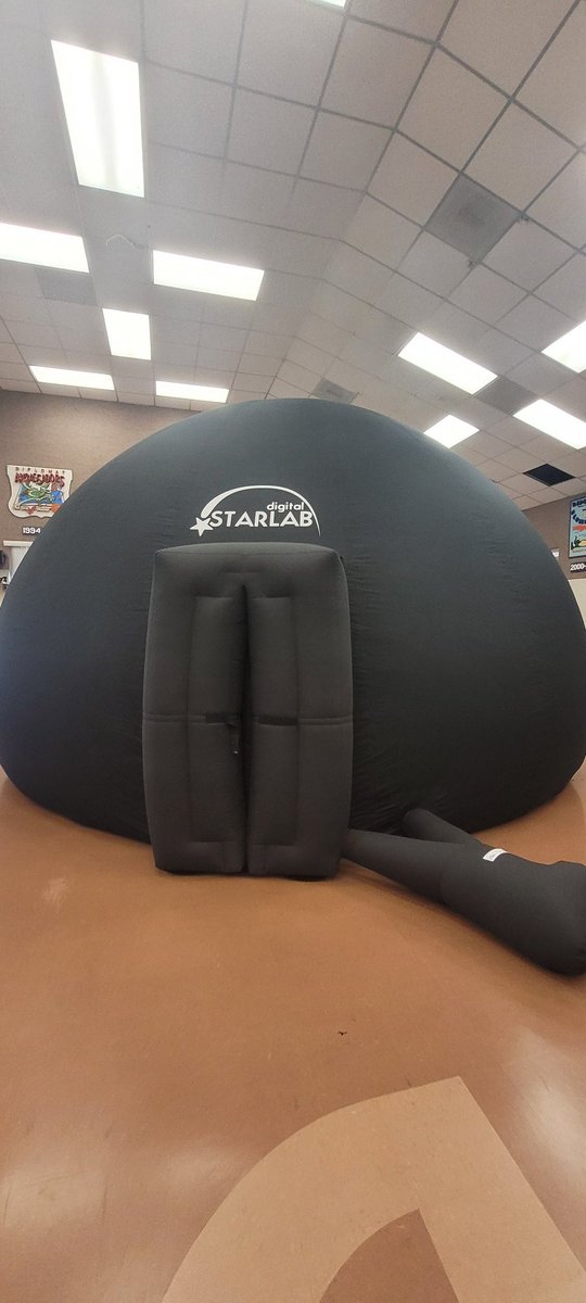 We have the Starlab setup again! This time at <a href="/Diplomat_Elem/">Diplomat Elementary School</a> 's STEM night!!
#LeeSchoolsEE #LoveLeeSchools #environmentaleducation #starlab