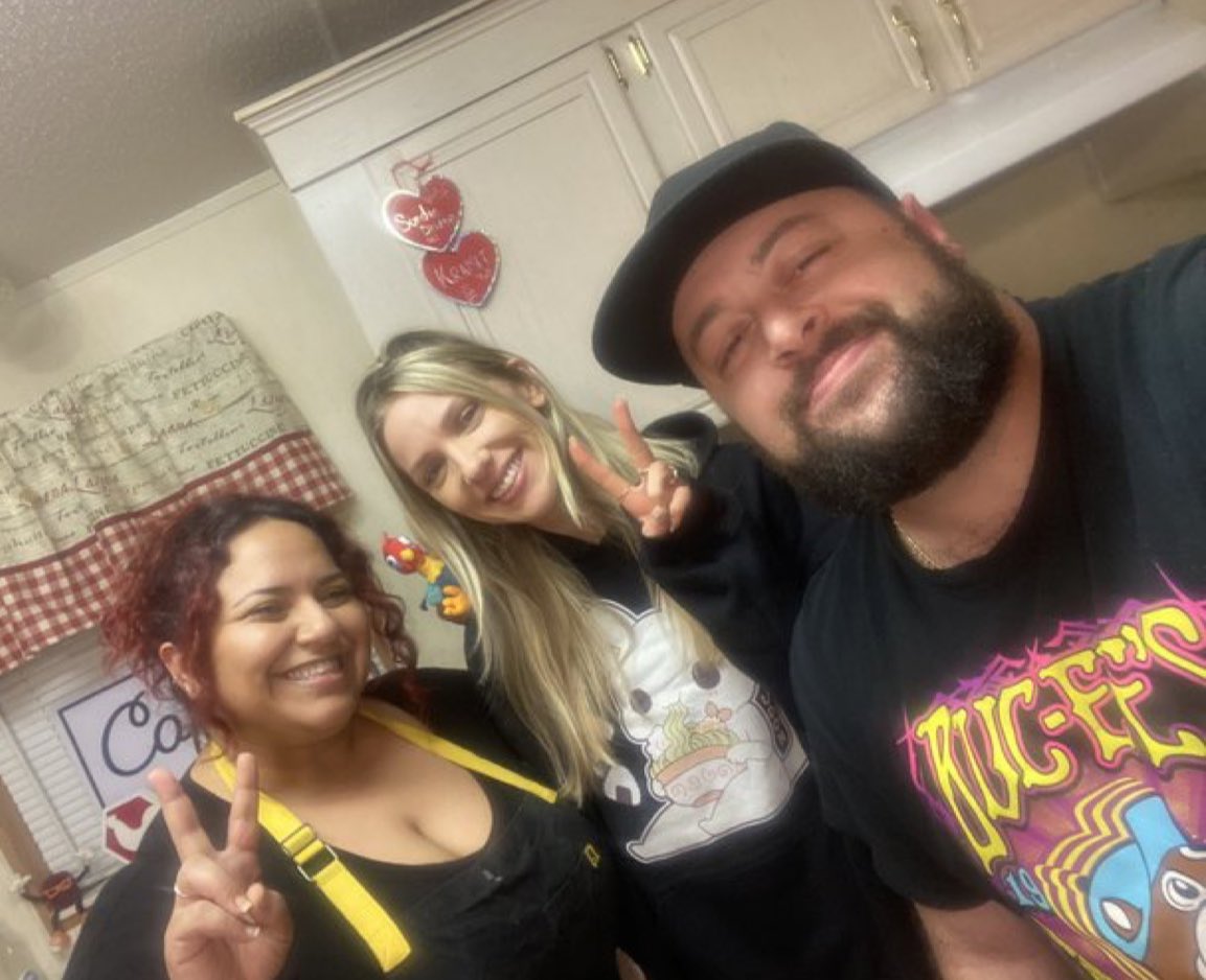 chefnegin's tweet photo. 1 YEAR PARTNER ANNIVERSARY STREAM NOW!!!! 

Games, Giveaways and :

1 Nuggie Per SUB today!!!!
 
https://t.co/ZqYwmueN7C https://t.co/2ltns7EXNm