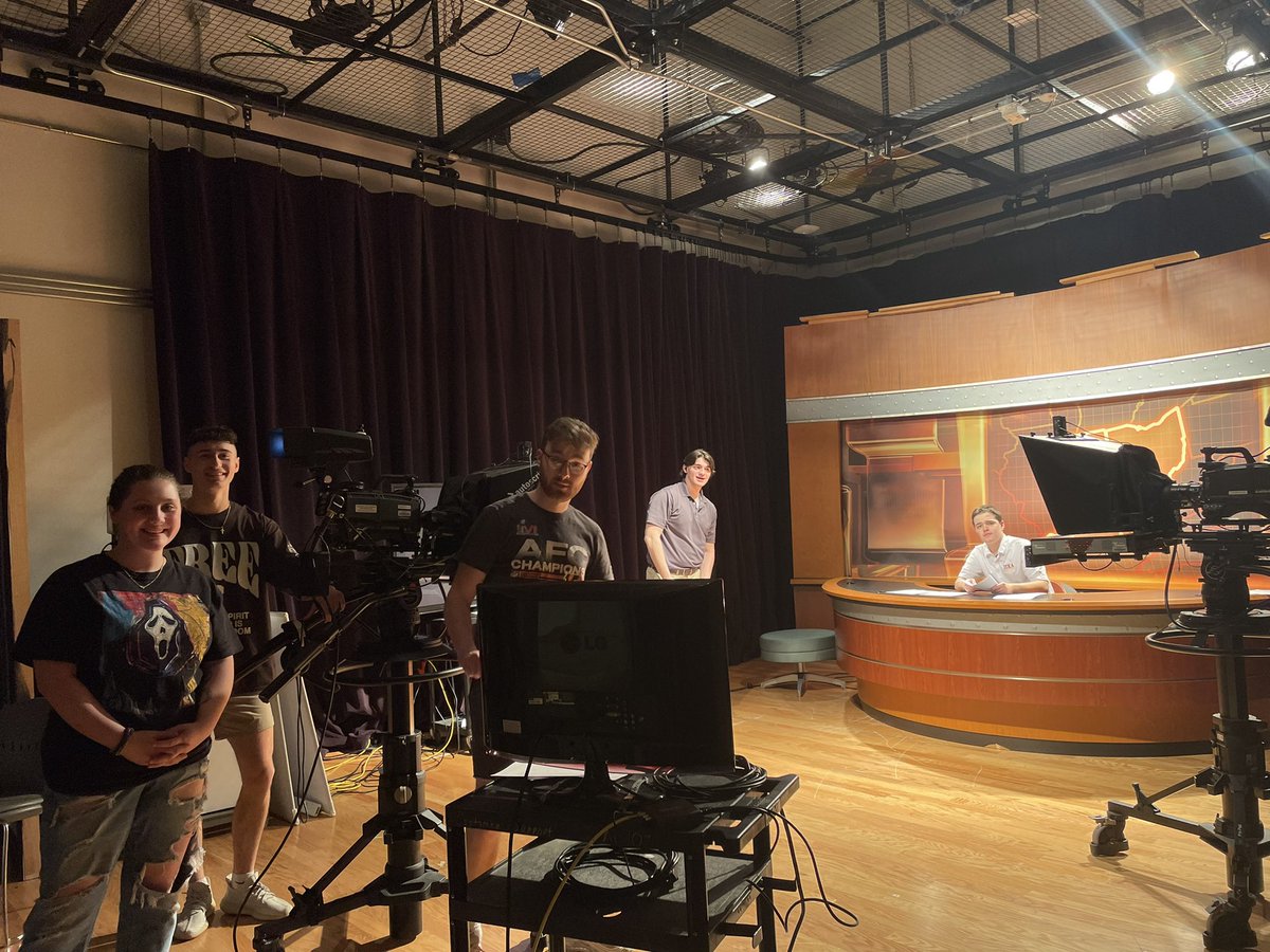 We had a great show today! Be on the look out for our Entertainment Break later tonight and World Report tomorrow. Here is a behind the scenes look at our awesome crew.