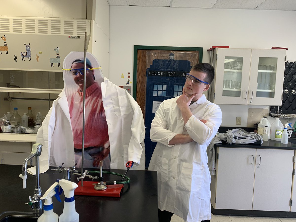 ECoop1981's tweet photo. Science with Sutton- What can we say? He has great chemistry!!!
#flatsutton https://t.co/5p5rRyS9P7