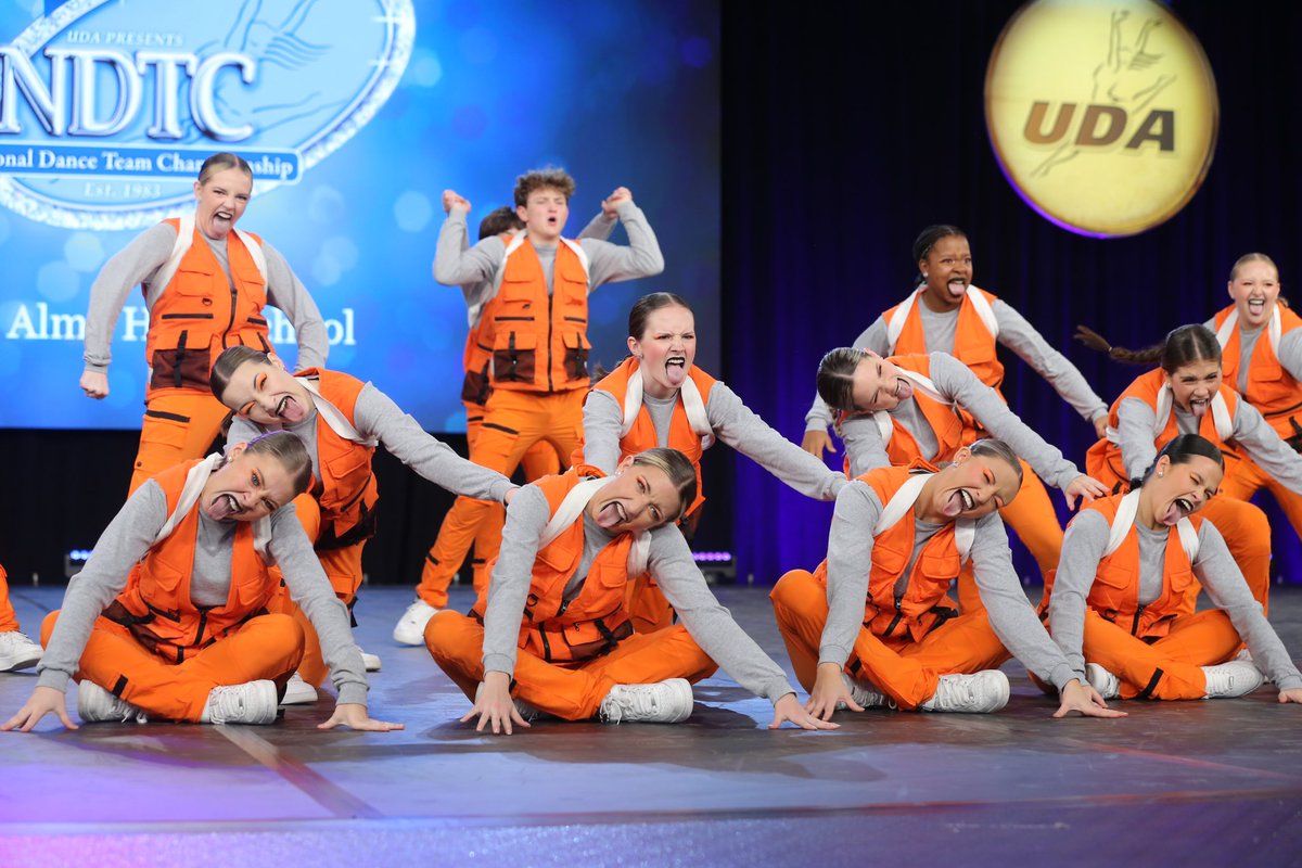 “Can I have your attention please…”😜🎙️

Come see the hip hop routine that won 1st place in AR 5A State Dance TOMORROW at boy’s halftime! We might even RING in a special surprise after the performance! 💍🏆👀 

#only1airedale #ahsdtbzns