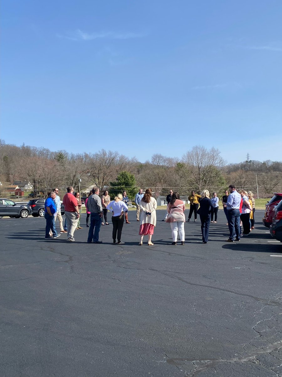 abby_laber's tweet photo. Great first day in the books of #RestorativePractices with Dr. Lauren Evanovich at @KEDC1 Ashland! We even got to take advantage of the beautiful sunshine after lunch! @KEDCCRRSADL https://t.co/lJSCyowTws
