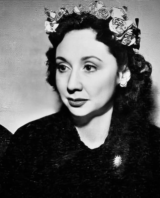 themarcabe's tweet photo. Dorothy Kilgallen, was a well-known reporter who was on a program called What's my Line. She was also friends with Frank Sinatra and was also the reporter who released the story about JFK and Marilyn Monroe.  #CatchMyKiller #truecrime 

https://t.co/NpPO0hrUy7 https://t.co/vISyozxJkc