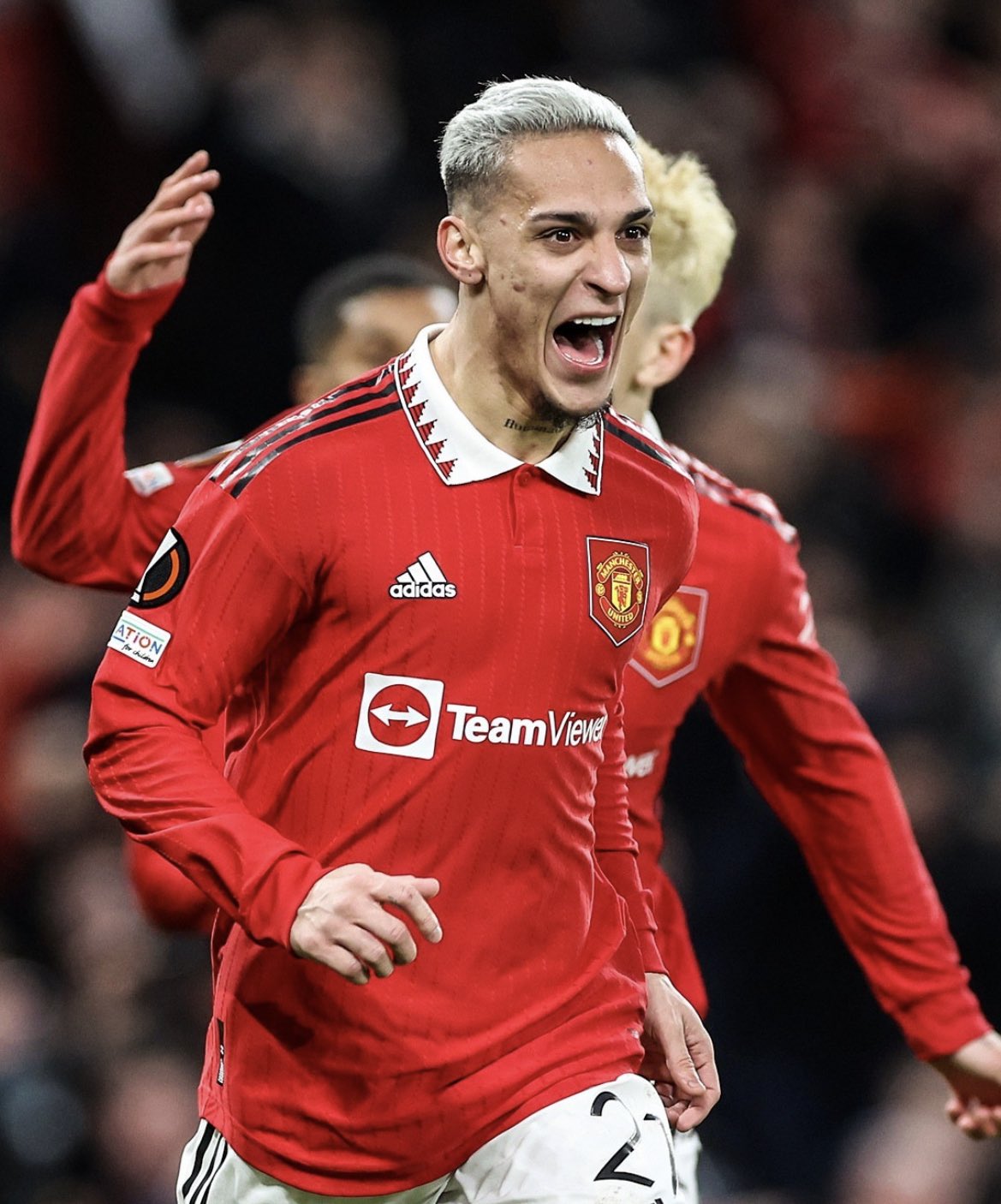 Manchester United on X: Cristiano Ronaldo is to leave Manchester United by  mutual agreement, with immediate effect. The club thanks him for his  immense contribution across two spells at Old Trafford. #MUFC /