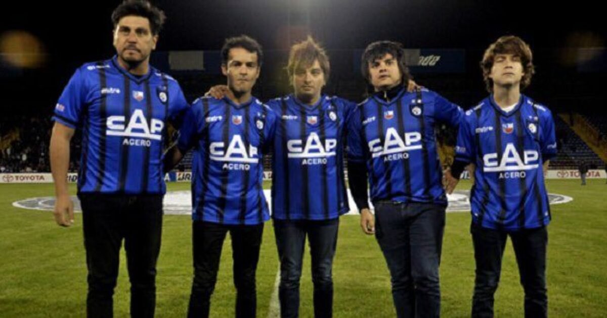 La última vez que estuvieron Los Bunkers en Viña fue el 2012. Elijo creer 🔵⚫️🔵⚫️

#Viña2023 #VamosHuachipato