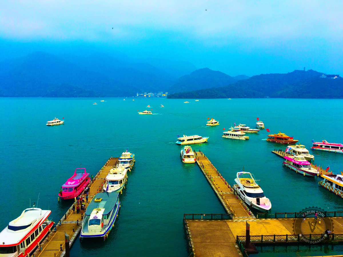 sonivarun's tweet photo. A #lake with unparalleled #beauty and clean water. Awesome food and mesmerizing ambience.
A day in #SunmoonLake #Taiwan #Oldclicks https://t.co/rvAB8eV5Q5