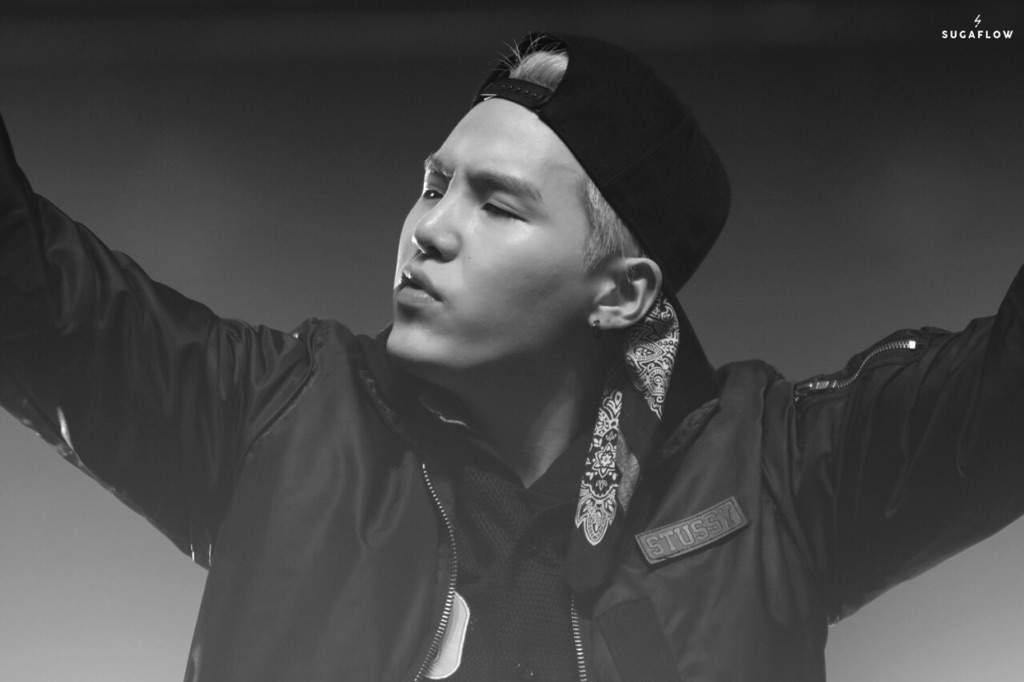 MisssusCat's tweet photo. Bless the one who captured this moment for all of us. 💙

#SUGA #AgustD #MinYoongi 
#AllForceOne https://t.co/xDb97qIWyo