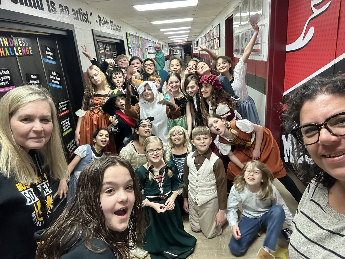 Mrs. Leys tweet media