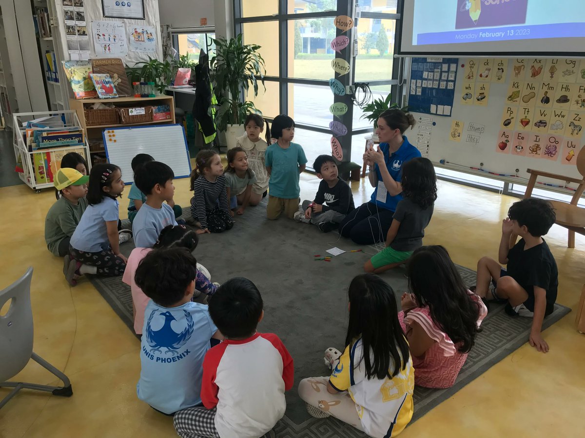 UNIS_Hanoi's tweet photo. #UNISHanoi Kindergarteners had fun celebrating 1οΈβ£ 0οΈβ£ 0οΈβ£th day of learning last week. The day filled with warm up activity, math learning experience and 100 yummy cupcakes π§ π§ π§ thanks to our parents. #LearningtoInspire #100daysofschool https://t.co/mLZSlz88YH