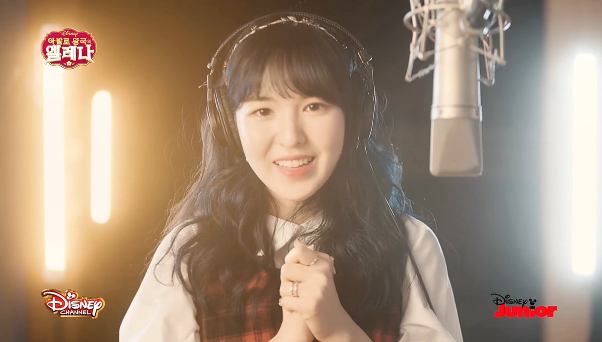 My dear ⁦#𝙰xé𝑙𝑙e𑁦𝑜𝑓𑁦𝙰𝑣alor⁩ ha hecho que me robe a mis monitas bonitas para que puedan disfrutar tanto como yo del ⁦#𝕤un𝑓l𔘓wer𓈒࣪𝑂𝕊T⁩ porque está para ponerla en bucle.

★  ˓ 𝐂𝕒𝕥 𝐠𝕚𝕣𝕝 ── #𝚁iri. 🐱