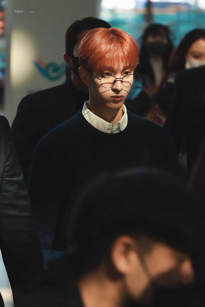 Liquor218's tweet photo. 230224 ICN 출국 HD

#도겸 #DK #이석민 #세븐틴 #SEVENTEEN https://t.co/tQ1LExYfnr