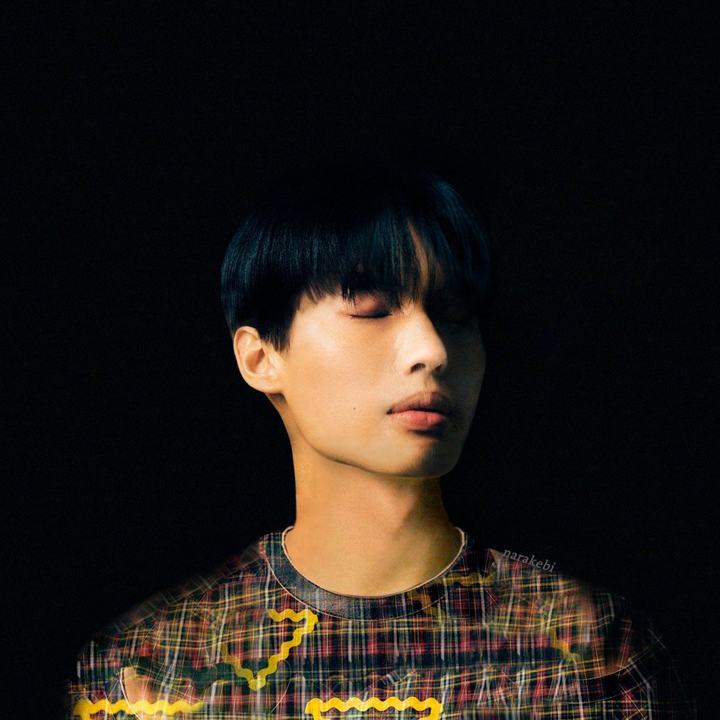 narakebi's tweet photo. It's been a while, but I'm so in love with this session. The shirt is hard to edit tho, but I can see our sweet gba's face now! 🥹

#HappyWinDay #winmetawin 
#PradaxWin #PradaxWinmetawin
#snowballpower https://t.co/BPyfydbXBp