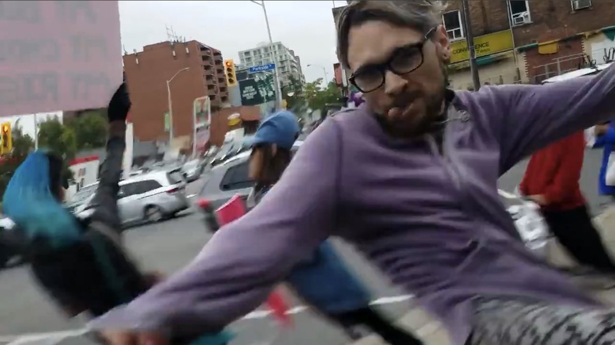 <a href="/vidsthatgohard/">vids that go hard</a>