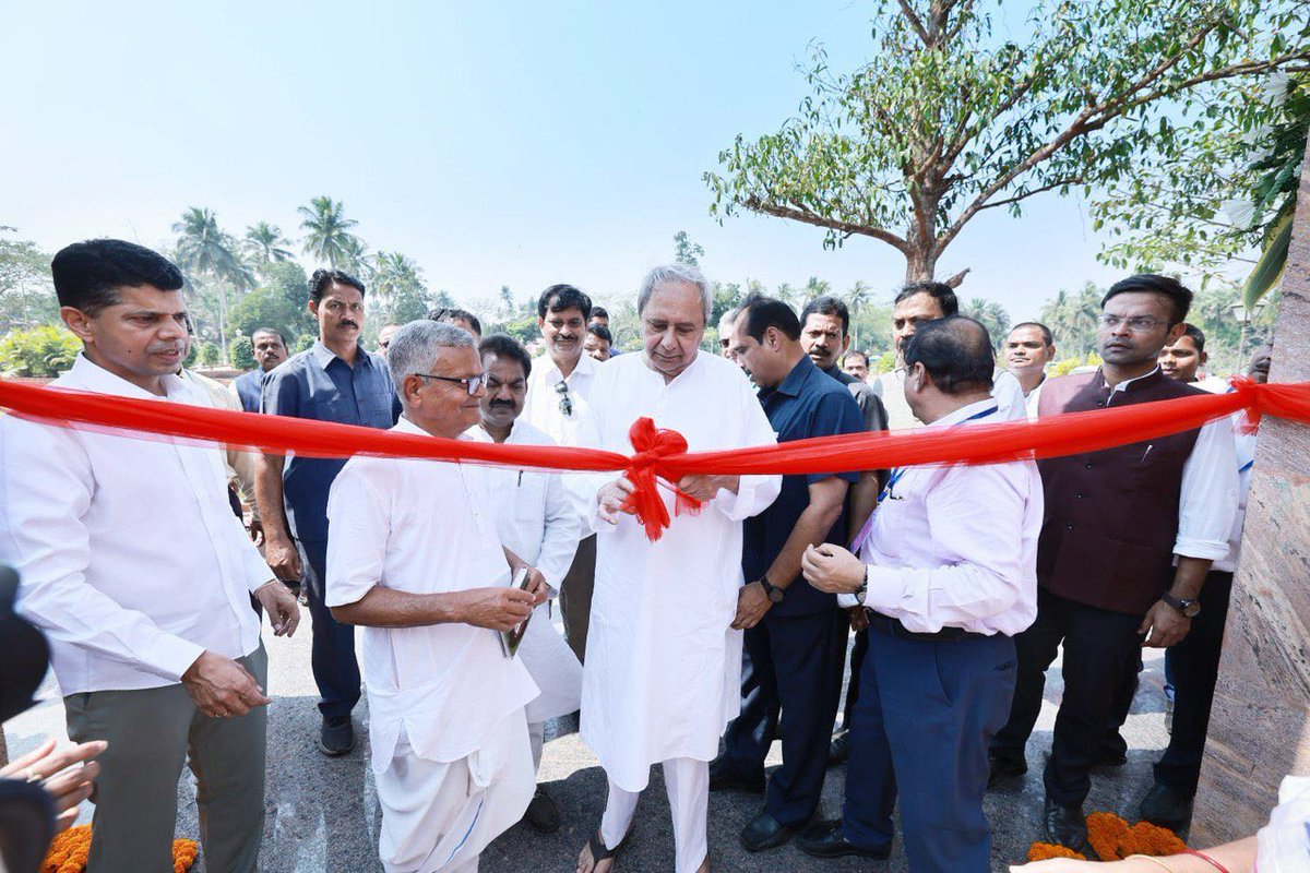 Suryakanta09's tweet photo. A proud moment for us as the Village Transformation of Suando the birthplace of Gopabandhu Das was inaugurated by HCM. 

Congratulations to the entire team of @OBCC_Odisha, @TCEConnect, @OMC @Puri_Official and @Vkpandianfancl1 for the support and making this project a success. https://t.co/7dtmTnPO4v
