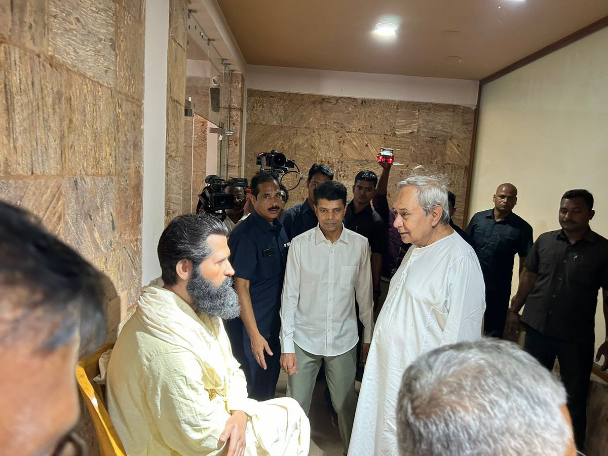Suryakanta09's tweet photo. A proud moment for us as the Village Transformation of Suando the birthplace of Gopabandhu Das was inaugurated by HCM. 

Congratulations to the entire team of @OBCC_Odisha, @TCEConnect, @OMC @Puri_Official and @Vkpandianfancl1 for the support and making this project a success. https://t.co/7dtmTnPO4v