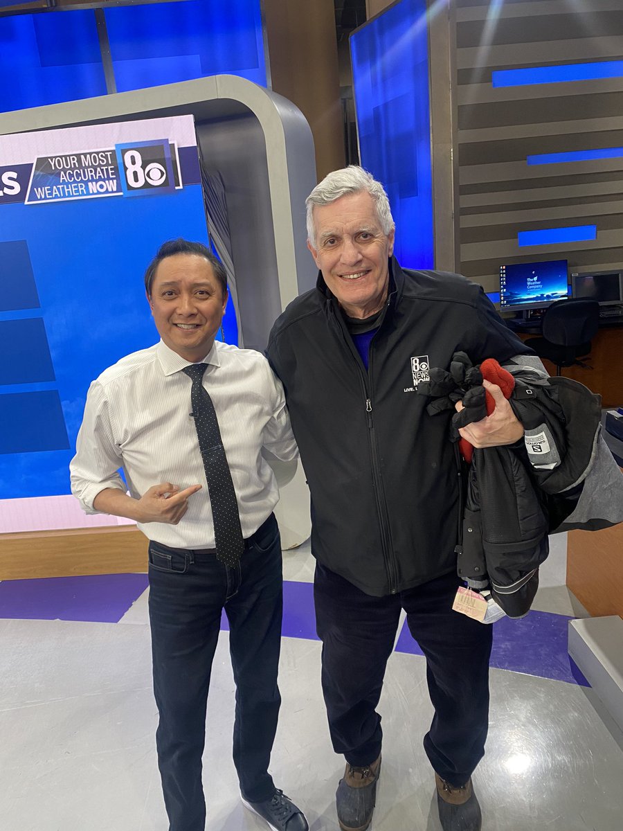 TeddFlorendo's tweet photo. I thought I was tall. Then there’s my buddy @jbrown8newsnow 

#MostACCURATE #TeddSaid #WeatherNow #Behindthe8 
https://t.co/UPsPgdMqde https://t.co/NqCFRjvShz