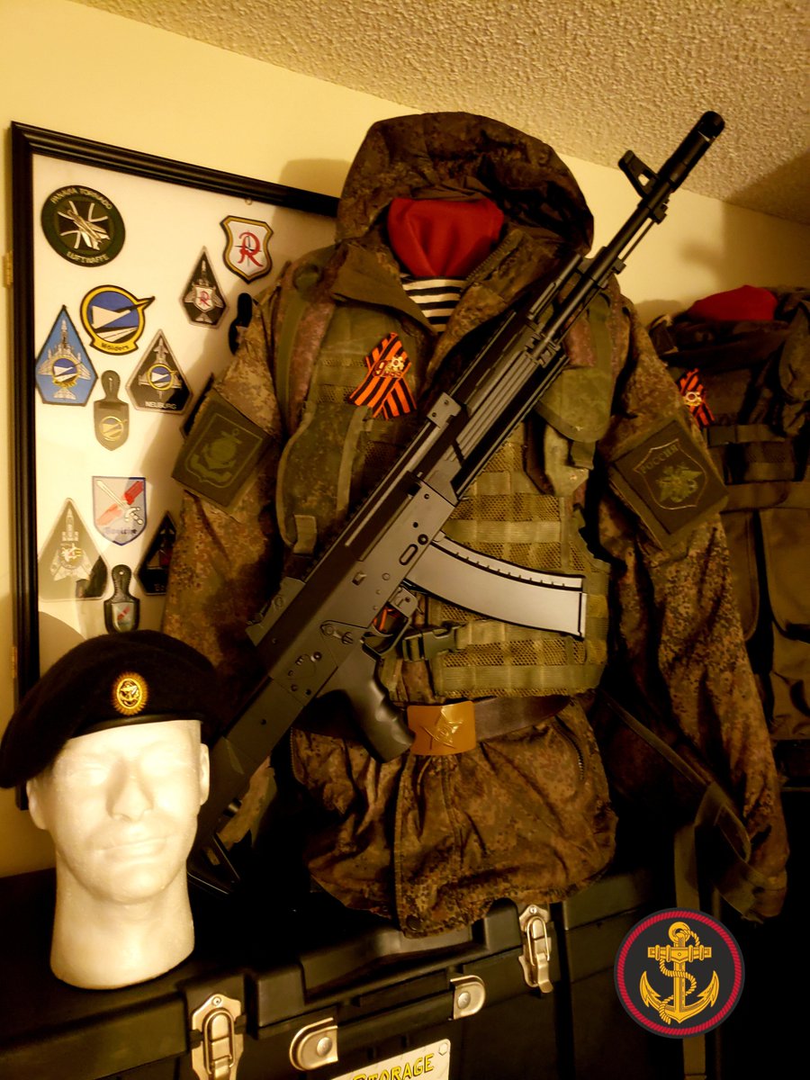 dewayne_rudolph's tweet photo. On the one year anniversary of the war, I share with you all my Russian Naval Infantryman. Ivan is made up of pieces captured by the Ukrainian Army mainly around Izyum &amp; Lyman. As the Russian Marines are again battered in Vuhledar, we say Glory to Ukraine! https://t.co/ssO2xBuola