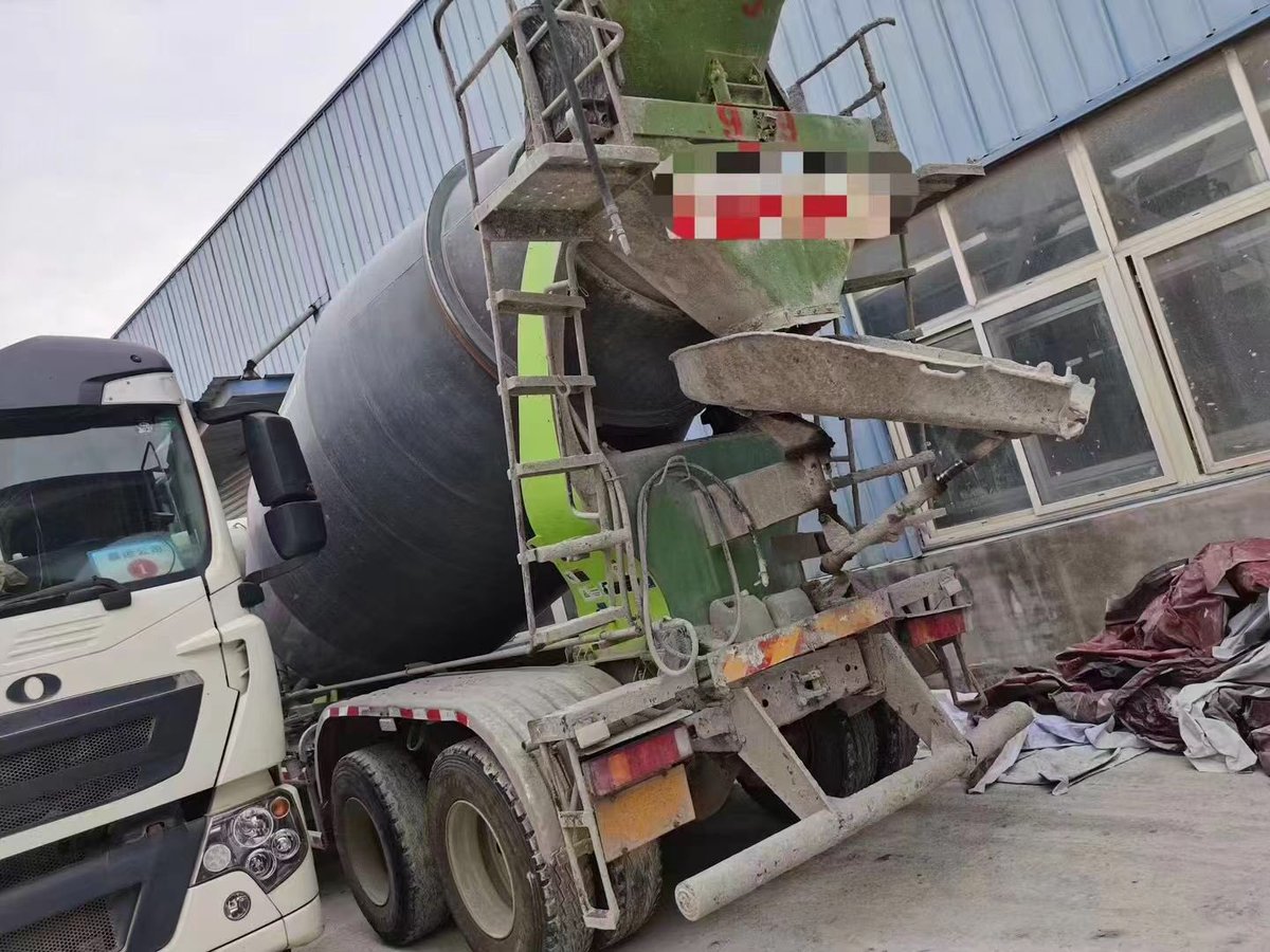 Made year 2020 Howo Zoomlion mixer truck with good price for sale