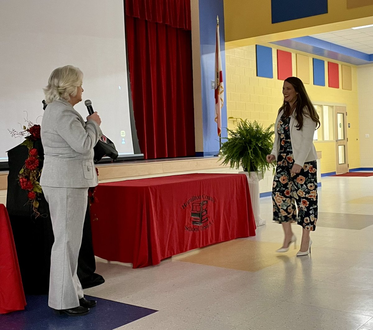 chris_combass's tweet photo. We were so honored to have @ChristieBassett serve as the keynote for our 3rd Annual Hamilton County Teacher Lead Network Event this evening!  Teaching is definitely the “Golden Thread!”  #hamcotln @EducationFL https://t.co/WXgXcrhs24