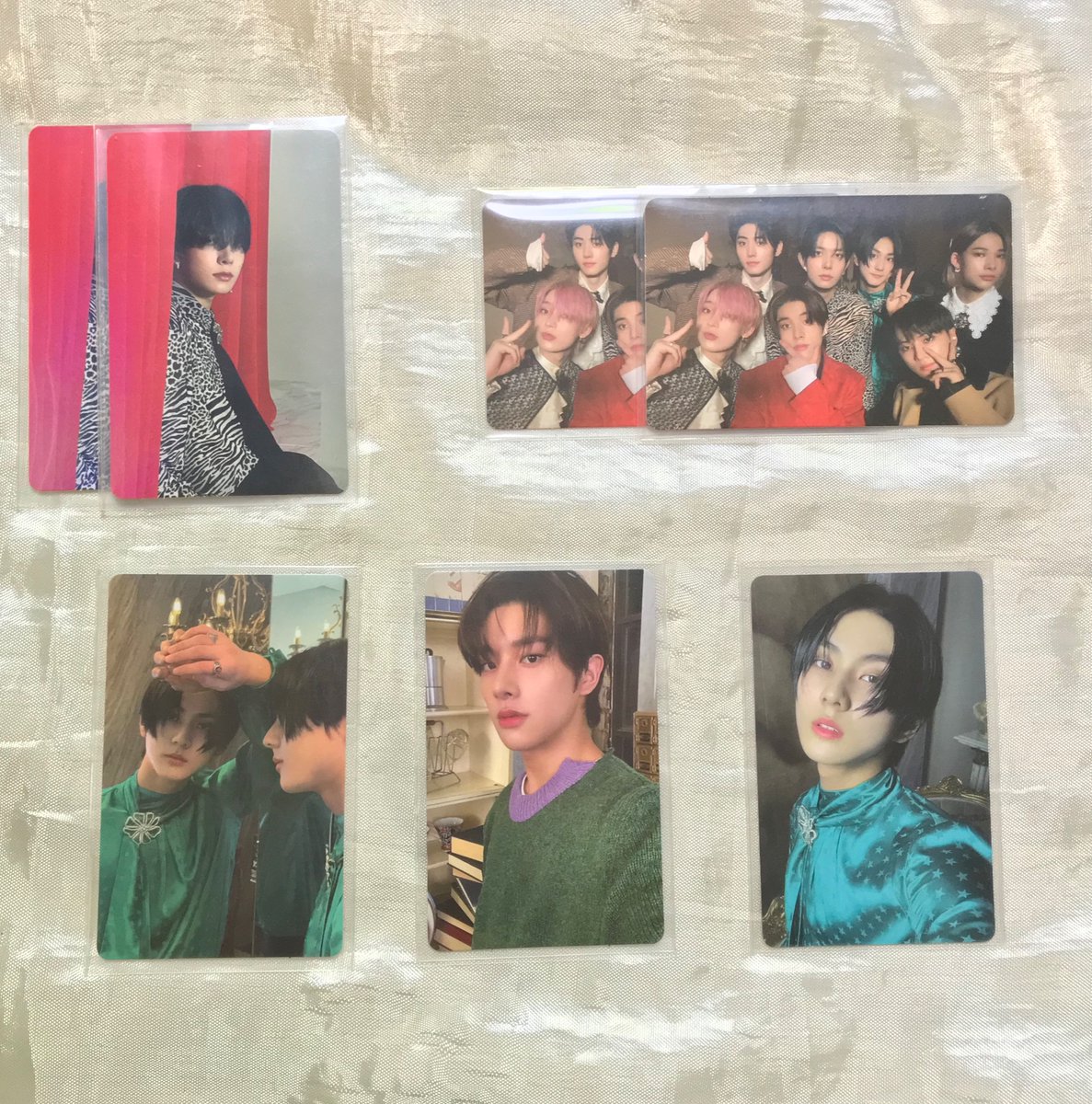 intokpopbulk's tweet photo. wts / lfb

~ enhypen dilemma pc pob buscard
~ qyop, dm if inch
~ own pulls

no to lowballers fls : (

tags heesung jay jake sunghoon jungwon sunoo niki holo selfie group charybdis scylla odysseus version https://t.co/oUK1A9lKZ3
