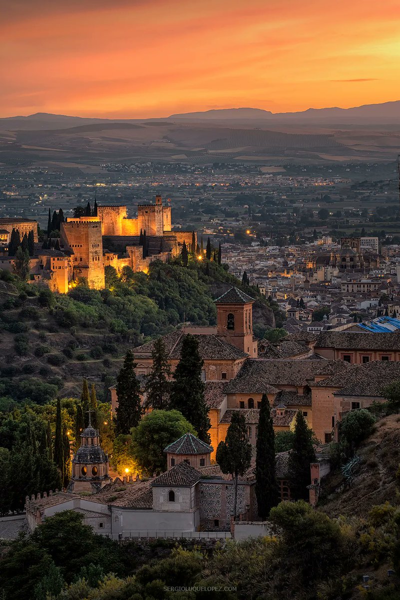 Sunset in Granada, Andalucía.
