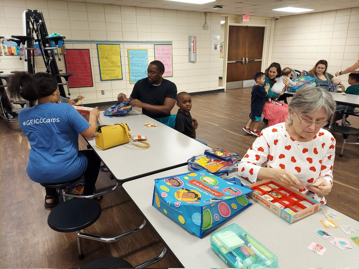 Barela_ECE's tweet photo. It was such a wonderful evening of exploring, learning, and sharing with @HumbleISD_PREK families for @LakeshoreLM's #BackpacksForSuccess Family Engagement Night! π₯°π
@HumbleISD @HumbleISD_SPED
#PreKExplorers #Play4PreK
@HumbleISD_FE https://t.co/xfq57nbdUc