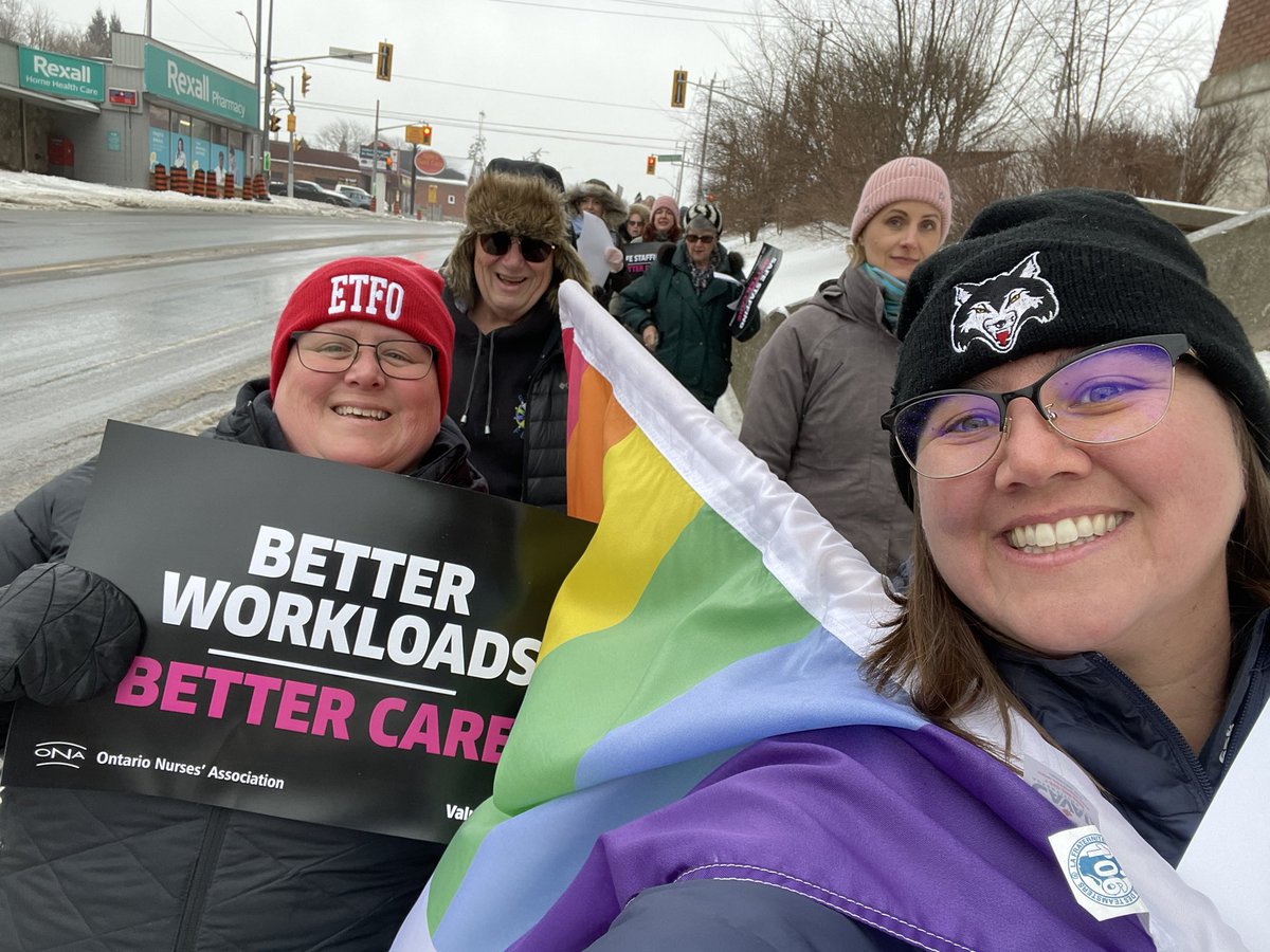 As the daughter of a 35 yr labour and delivery nurse, I have seen the impact of cuts to #healthcare all my life. Proud to show up for @ontarionurses in Brantford today. #BetterWages #BetterWorkingConditions #BetterCare #onted #onpoli #AllOutPicket #EnoughIsEnough