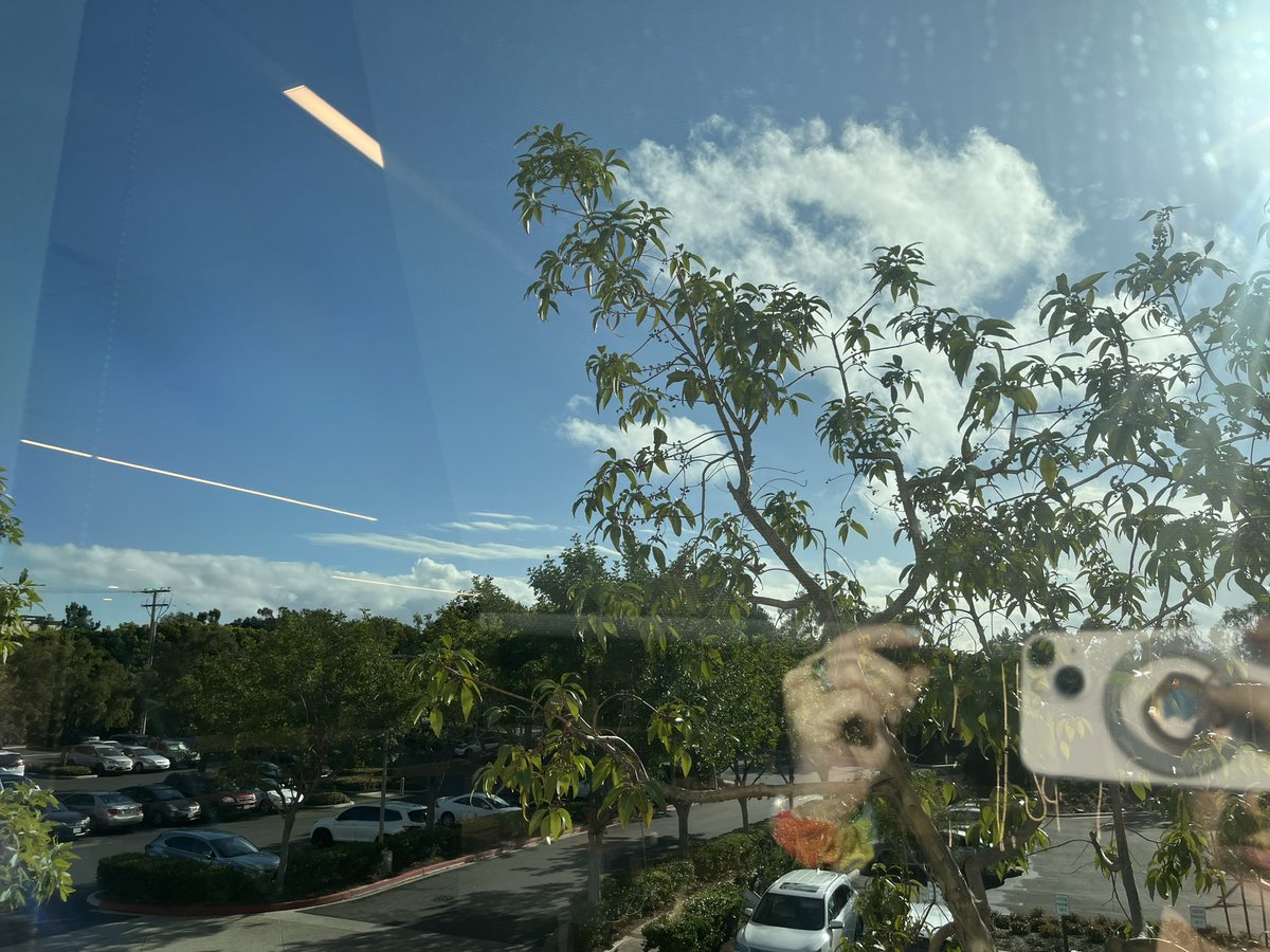lanijsmith's tweet photo. This is the so cal I know. Flood watch warnings all day, while outside is blue skies and fluffy white clouds. https://t.co/1jqcqxBKml