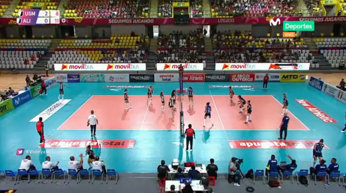 MovistarDeporPe's tweet photo. ¿Se acabará todo en este tercer set o Alianza Lima podrá descontar el marcador?  🏐🔥

#VóleyxMDeportes 

Contrata Movistar TV aquí ➡️ https://t.co/UaxmdLh1yb https://t.co/PTbajqIqQu