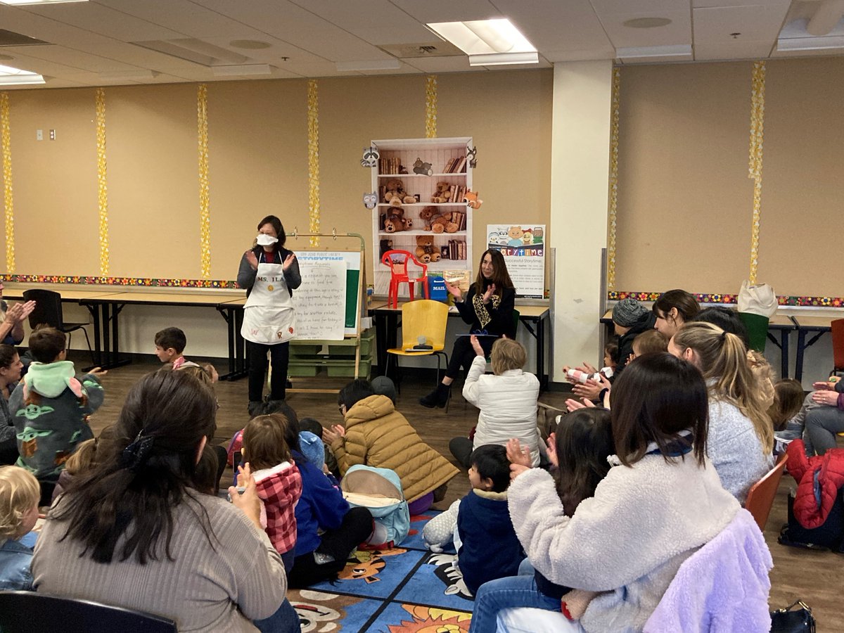 SupEllenberg's tweet photo. I speak at many events, but not often do I have the privilege of being introduced by a puppet!
Big thank you to our friends at @sanjoselibrary including Ms. Ila, Sally the puppet, and everyone who joined us for #D4Reads at the Cambrian Library today! https://t.co/bqfEi7hr6y