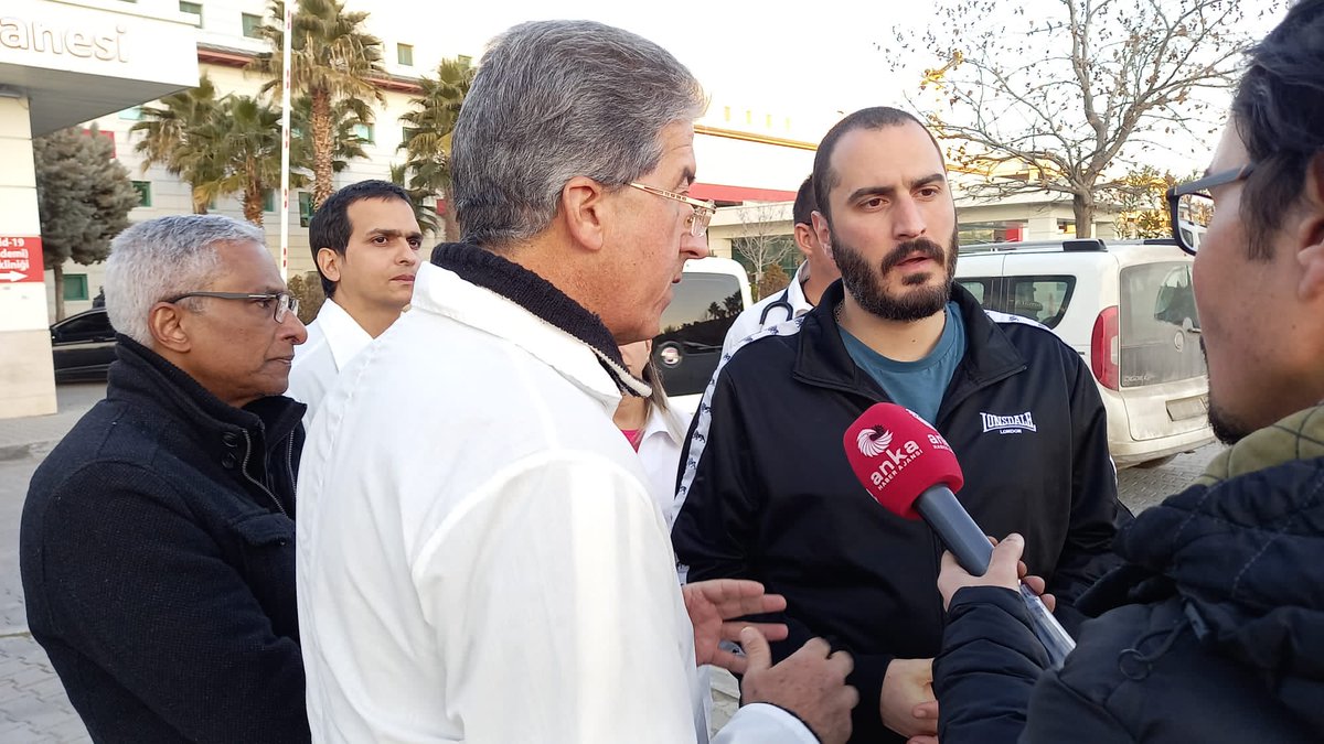 PanYaylin's tweet photo. Nuestros médicos por el mundo.Toda nuestra solidaridad  para los pueblos de #TürkiyeYSyria. 
#CubaEsSalud  #CubaPorLaPaz 
@PanYaylin @CarlosDupuy @MedicaChuao @japortalmiranda @cubacooperaven @Dagober76504073 @DiazCanelB @GuardianesCuba @MMarreroCruz @MINSAPCuba @unidad_central https://t.co/0BEr1dP1i6