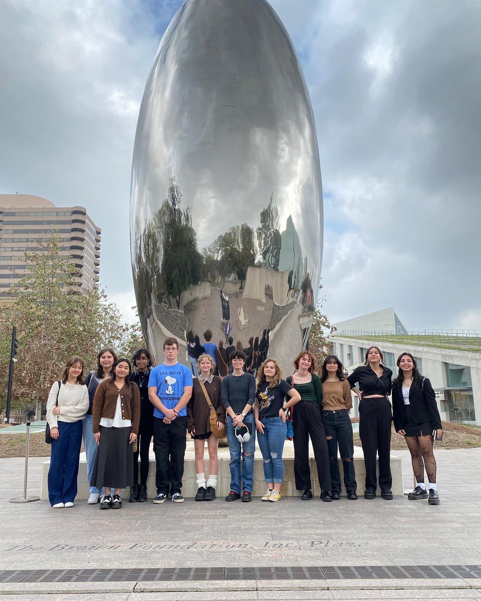 MWHSArt's tweet photo. Today, our IB and AP Arts students ventured to the Museum of Fine Arts Houston! We got to go to all three buildings within the museum and look at artwork ranging from historical artworks from different cultures to current contemporary artwork! https://t.co/Ct9wJIZMg9