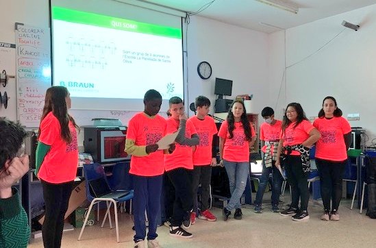 e3005595's tweet photo. Ahir vam fer la #microFLL a l'escola, on vam poder veure els treballs i projectes preparats aquests mesos pels alumnes de 4t, infantil 5 anys i el grup de robòtica de 6è que vam poder compartir amb els nostres amics de @escolaUlldeVent. #STEAMcat https://t.co/04VVNQyFbq