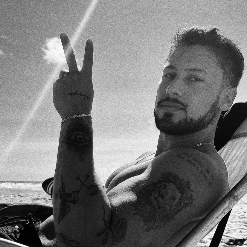 fivebuc's tweet image. 