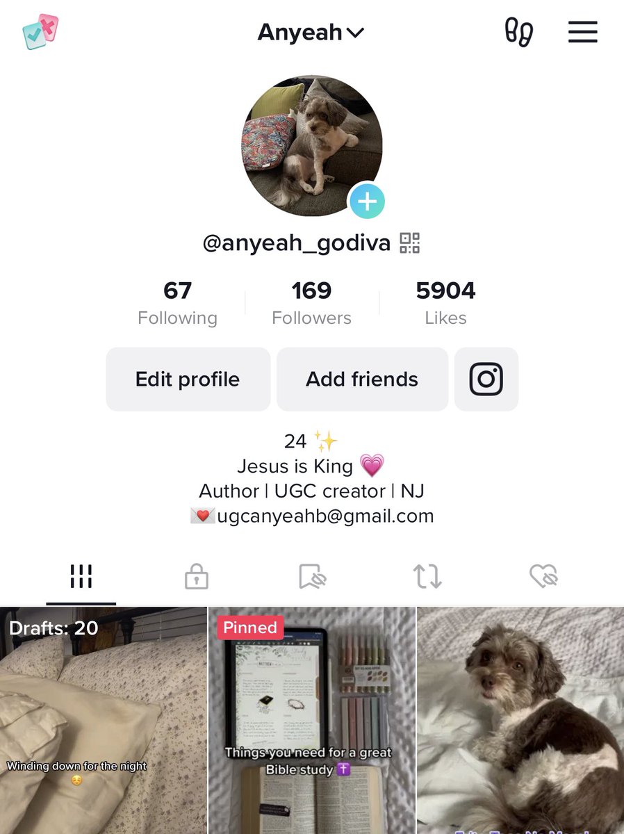 ugcanyeah's tweet photo. Hey let’s grow together! 💕 Follow my tiktok and I’ll follow back #ugccommunity #UGCcontent #ugccontentcreator 
https://t.co/mruQwGXZ37 https://t.co/uFjkh8d4At